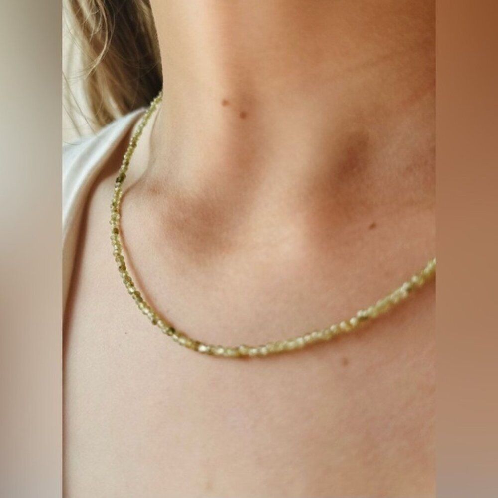 August Birthstone Green Beaded Necklace Peridot Gemstone Dainty Jewelry - Picture 2 of 16